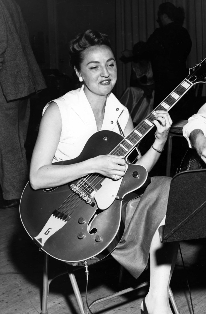 <p>A pioneer of the use of the electric guitar in jazz, Mary Osborne rose to fame during the 1940s and '50s as a musician with an unparalleled feel for the blues.</p><p><a href="https://www.msn.com/en-sg/community/channel/vid-7xx8mnucu55yw63we9va2gwr7uihbxwc68fxqp25x6tg4ftibpra?cvid=94631541bc0f4f89bfd59158d696ad7e">Follow us and access great exclusive content every day</a></p>
