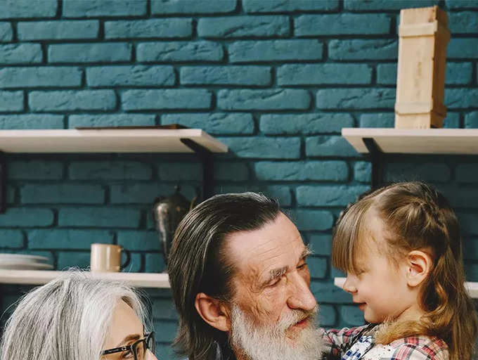 7 Reasons Why All Children Need Both Sets Of Grandparents