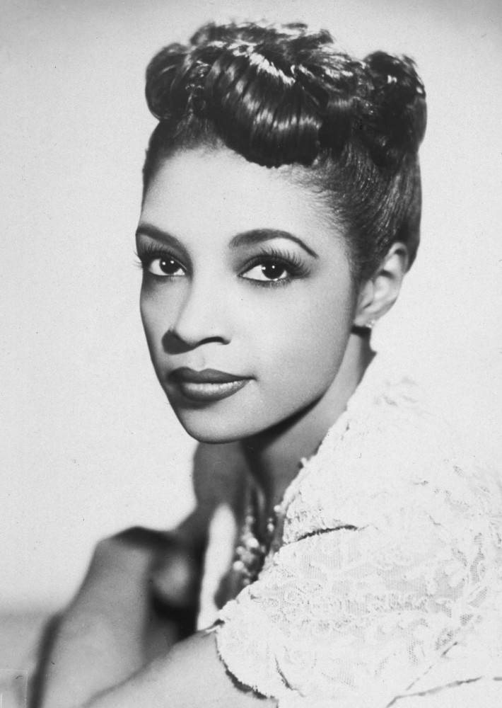 <p>An early female figure in jazz, singer Maxine Sullivan was born in Homestead, Pennsylvania, in 1911. She paved the way to success for later performers like Ella Fitzgerald.</p><p>You may also like:<a href="https://www.starsinsider.com/n/500982?utm_source=msn.com&utm_medium=display&utm_campaign=referral_description&utm_content=507986v1en-sg"> English words that have a different meaning in other languages</a></p>