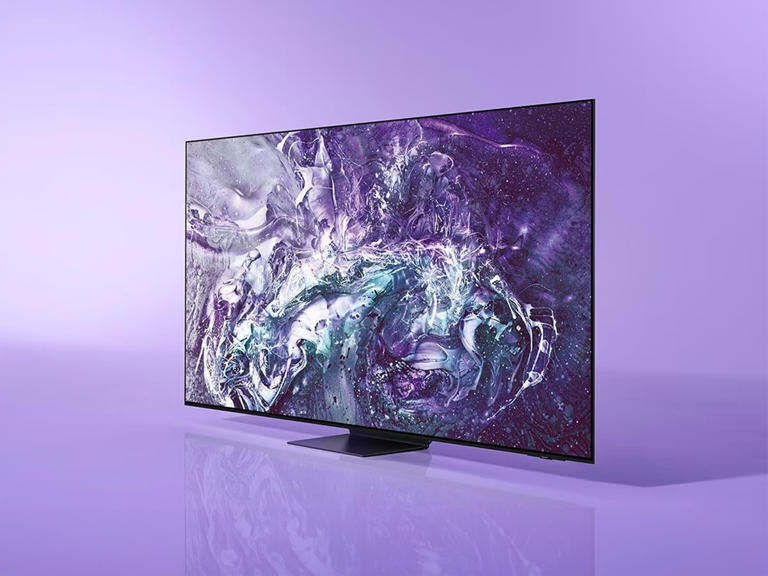 Samsung’s $9,000 OLED S95D TV Wants to End Glare Forever