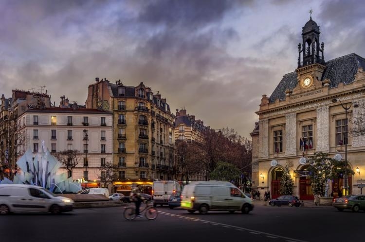 Un Proviseur De Lycée Parisien Victime De Menaces Après Avoir Demandé à ...