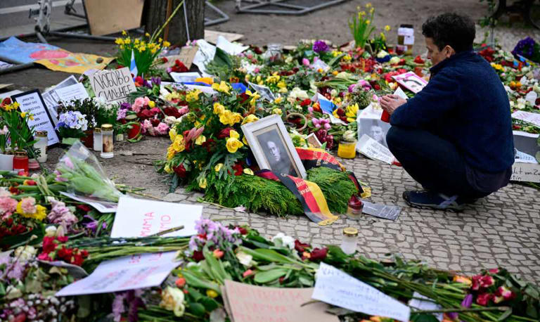 Alexei Navalny Who Galvanized Opposition To Putin Is Laid To Rest