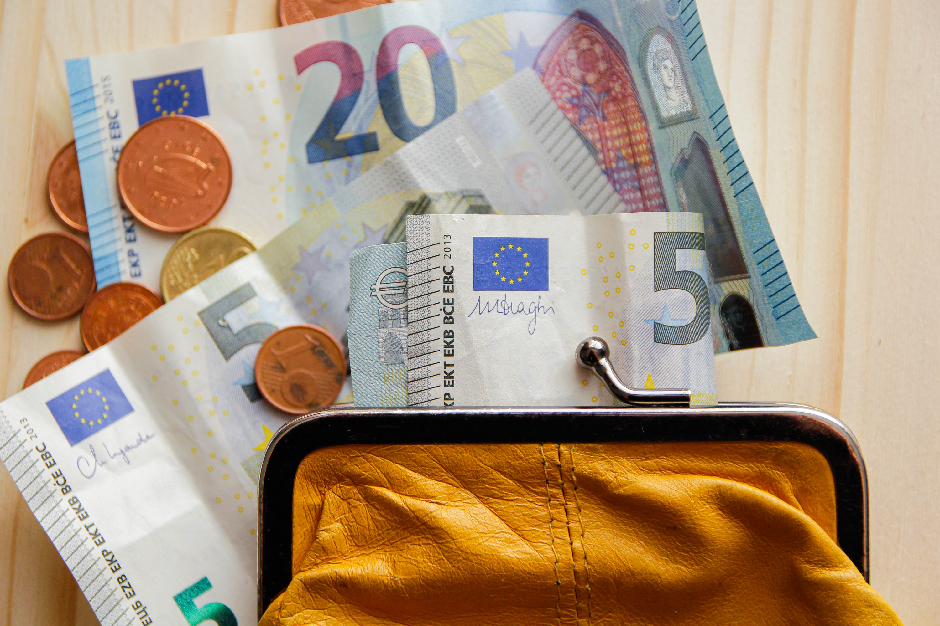 openbank sortea tres pagas extra de 1.000 euros cada mes si cumples estos requisitos