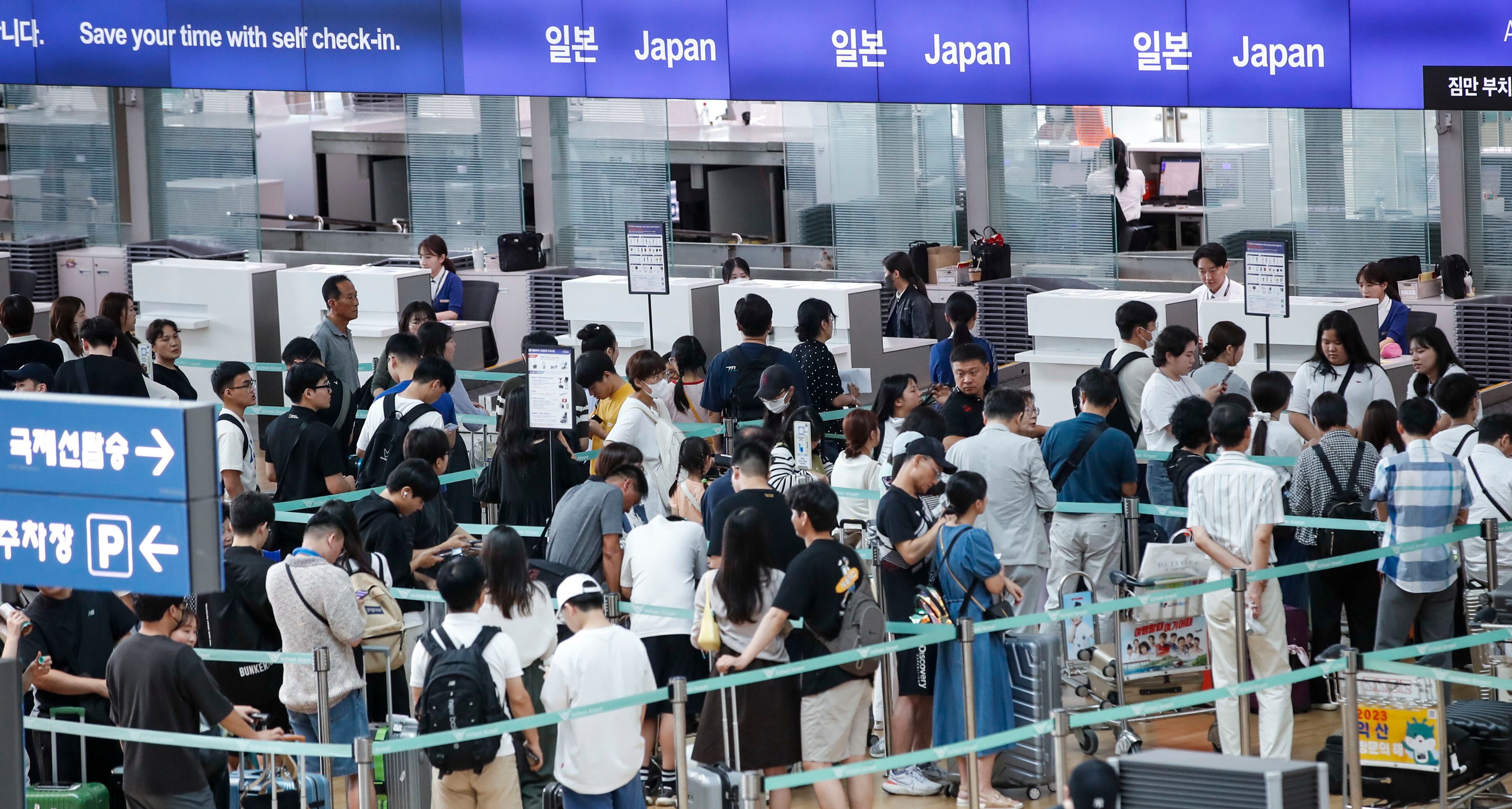1월 한국 찾은 전체 외국인 93만인데… 일본 간 한국인 86만명 “맞먹네”