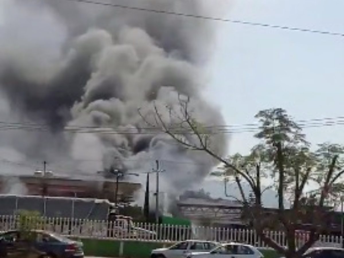 Se Registra Fuerte Incendio En Central De Abasto Tultitlán Edomex