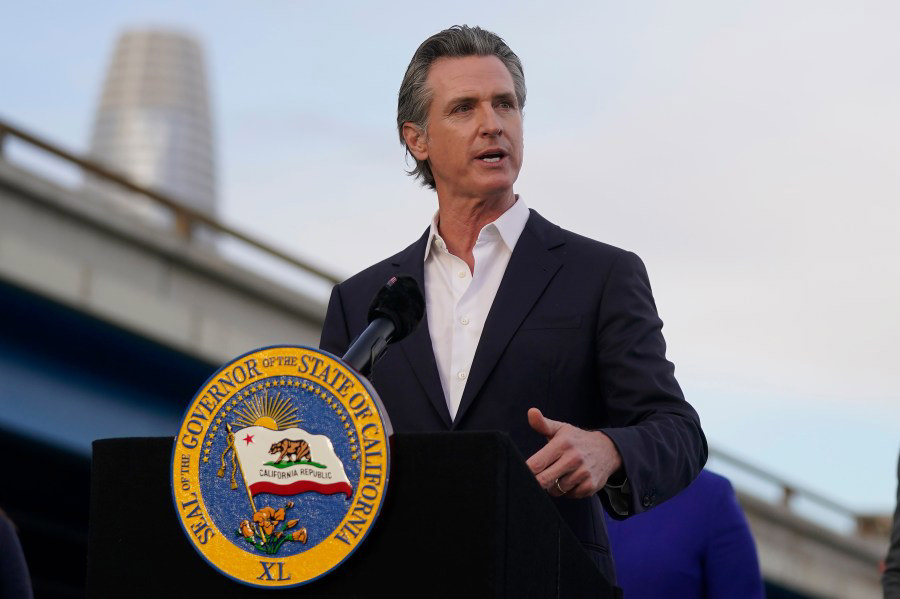 Newsom Now Says Panera Bread Is Not Exempt From Californias Minimum Wage Hike