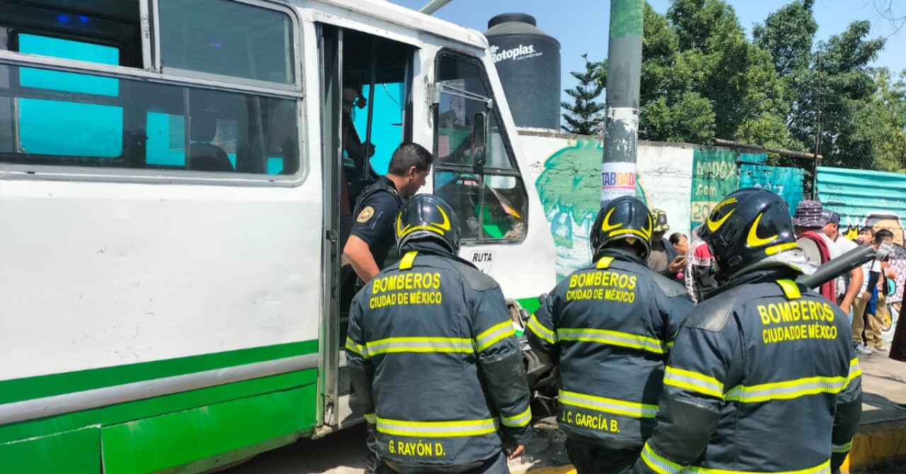 accidente en ermita iztapalapa: microbuses chocan y dejan varios heridos