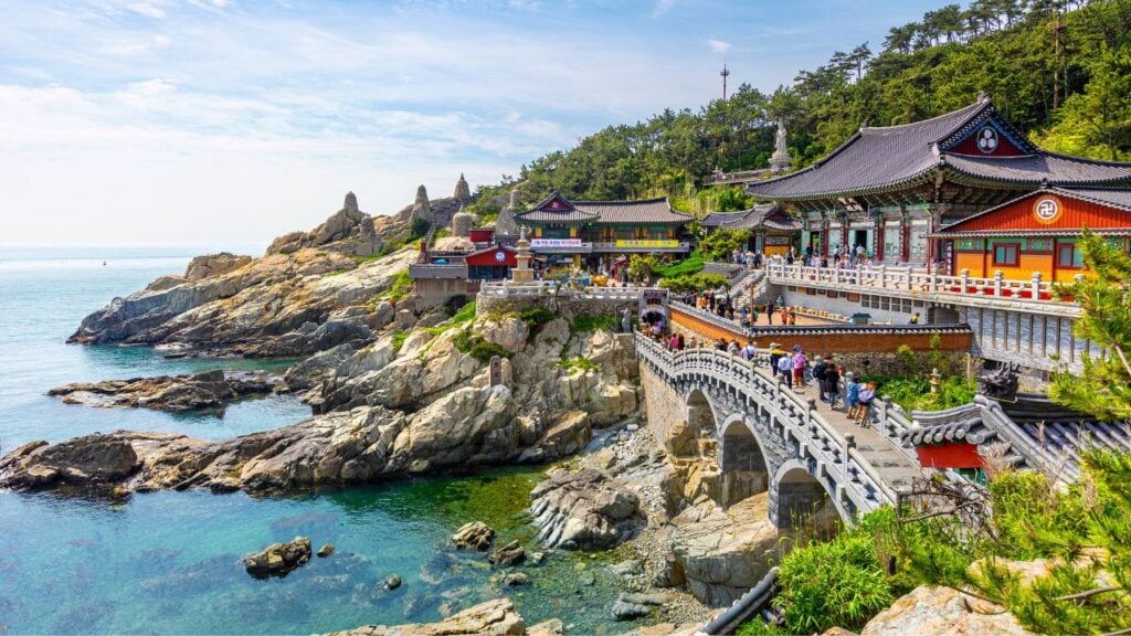 <p>South Korean passport holders are able to visit 111 countries without a visa as long as they stay for a limited number of days. They have visa-free, unlimited stays in two countries, and there are 40 countries where they can apply for a visa upon arrival.</p>