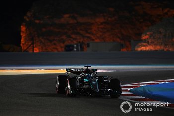 mercedes f1 cambió de jueves a viernes para ser mejor en carrera