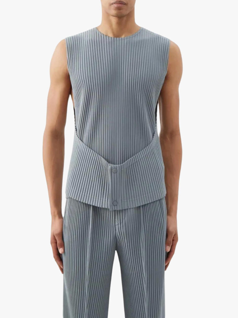 There’s an Outrageous Issey Miyake Sale Going Down Right Now