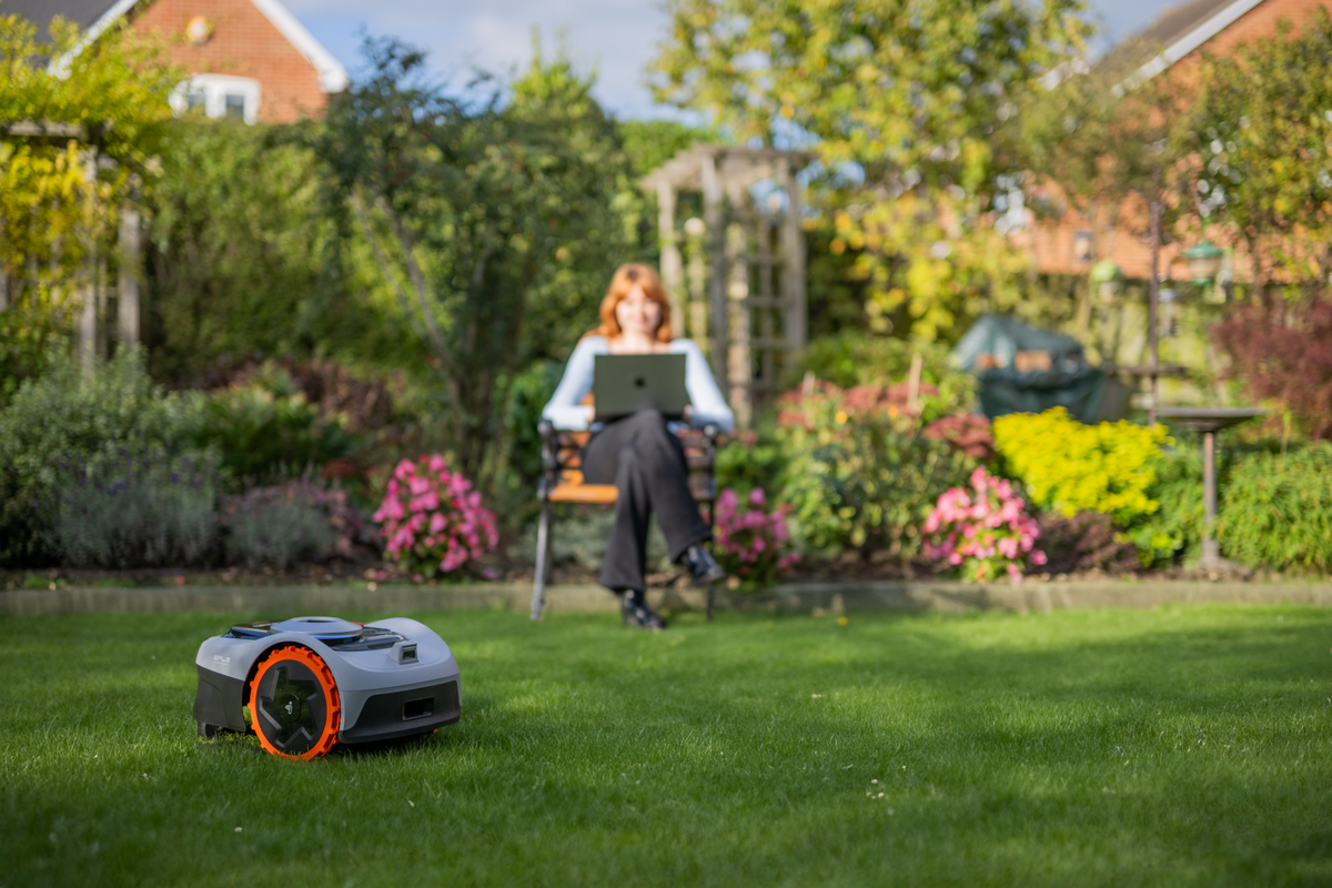 android, segway bouscule le marché du jardin avec un robot tondeuse sans câble périphérique à moins de 1000€