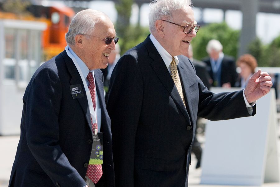 the friendship with warren buffett that led to her $1 billion donation