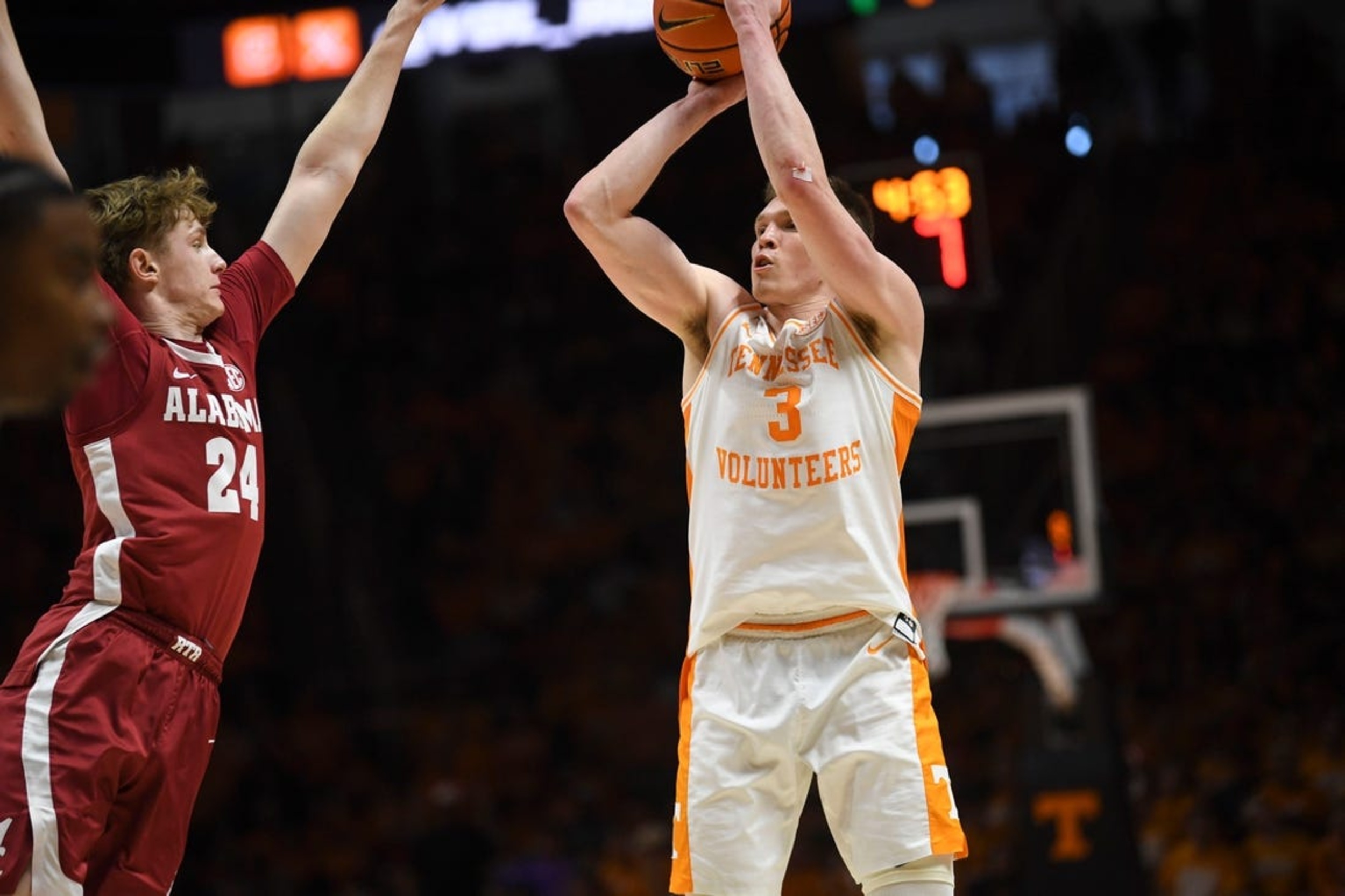 No. 14 Alabama Out To Avenge Earlier Setback To No. 4 Tennessee