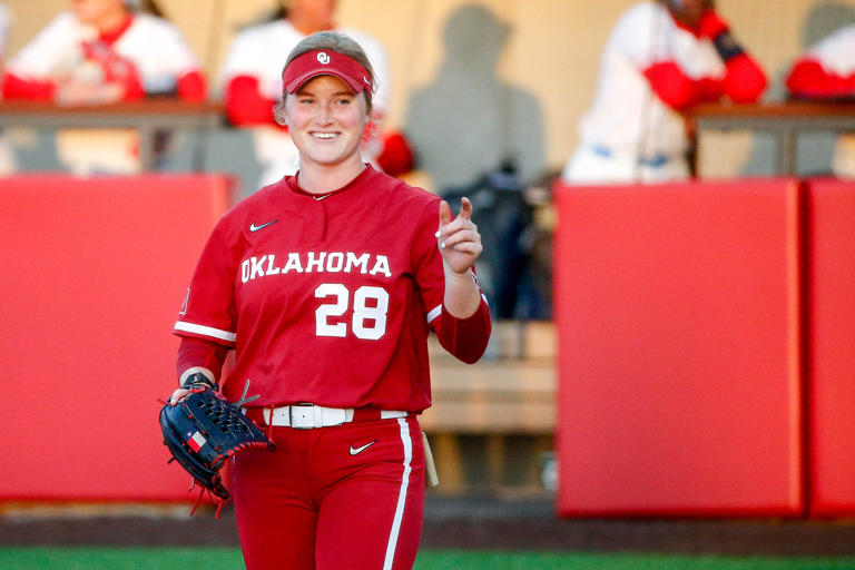 OU softball shuts out Iowa State in Big 12 Conference opener