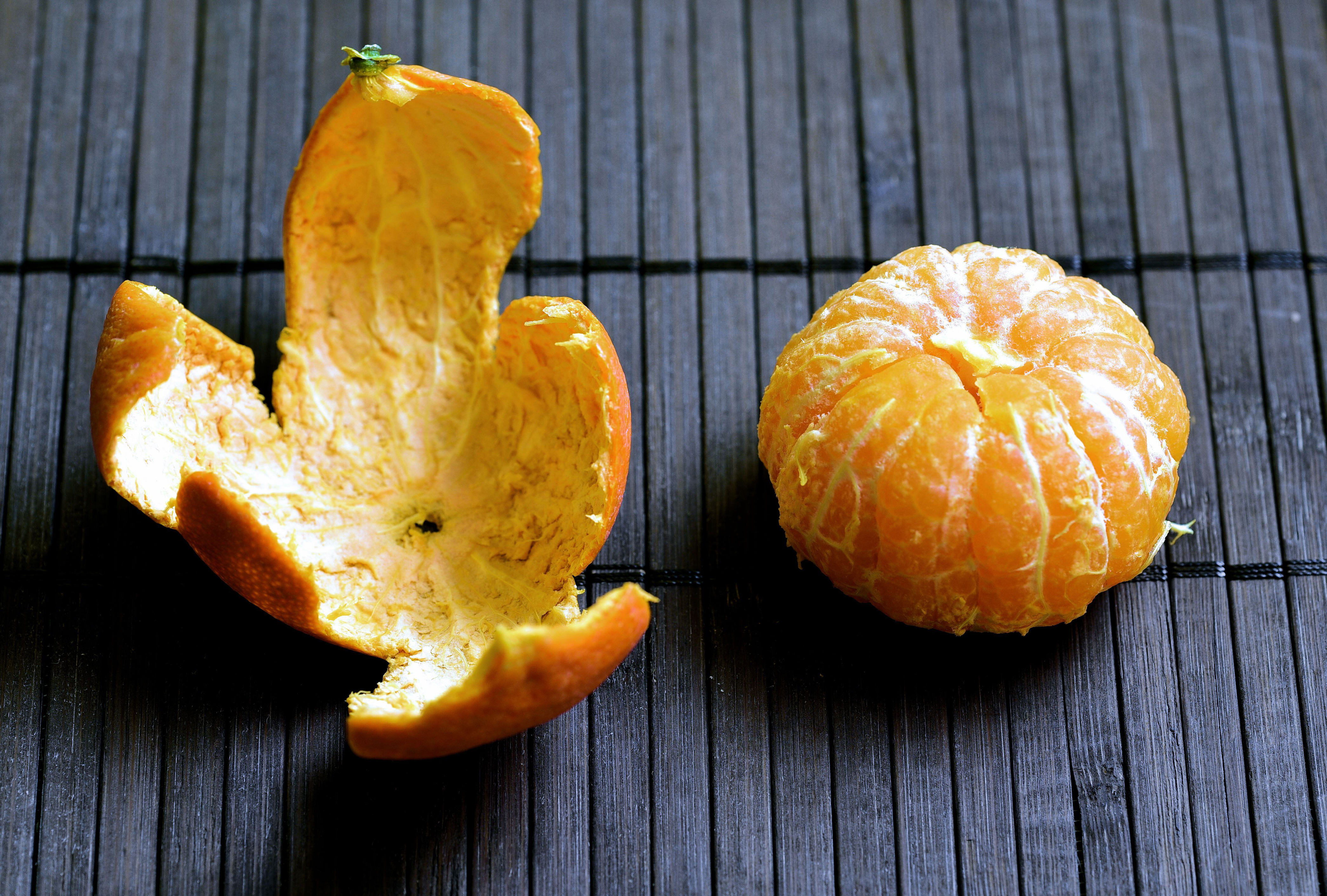 esta sería la forma correcta de consumir cáscara de mandarina para quemar calorías