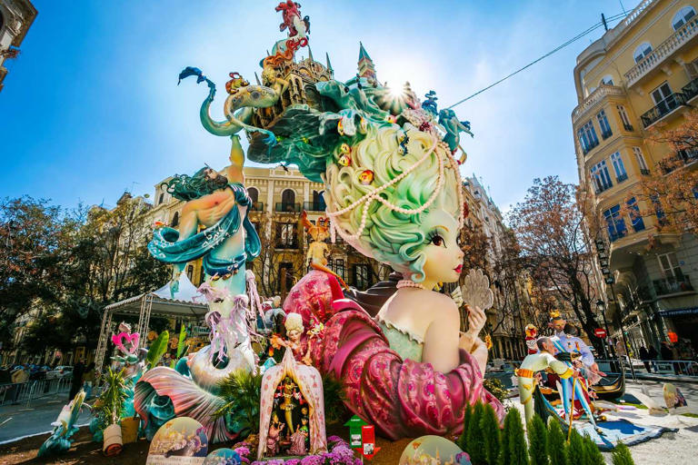 Fallas 2024 hoy sábado 2 de marzo programa, horario de la Mascletà y