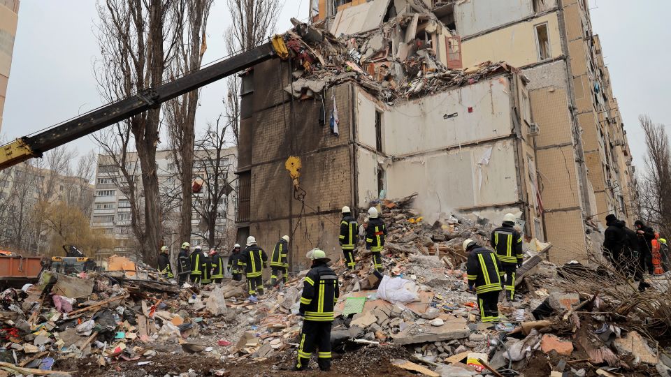two babies among 10 killed as russia hits odesa apartment block