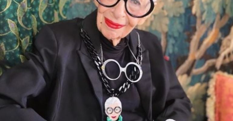 muere a los 102 años iris apfel, reconocida diseñadora y decoradora de la casa blanca