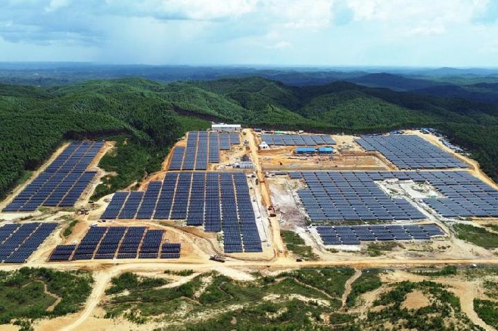 listrik tenaga surya pln beroperasi di ikn, baru 10 mw dari rencana 50 mw