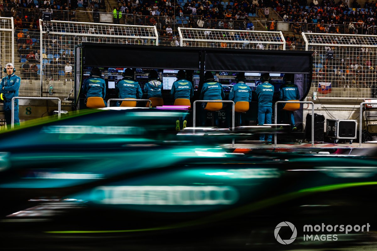 mercedes f1 cambió de jueves a viernes para ser mejor en carrera