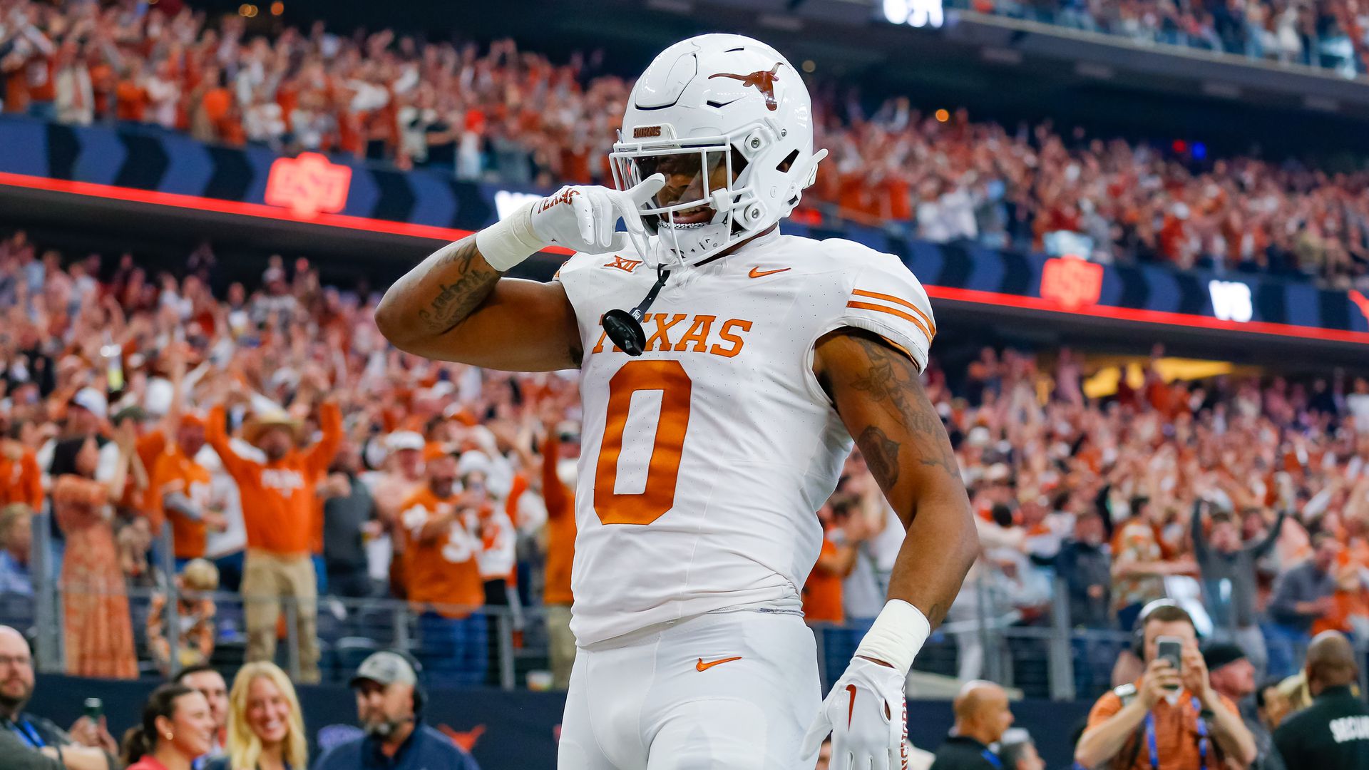 On The Chiefs’ Draft Board: Texas Tight End Ja’Tavion Sanders