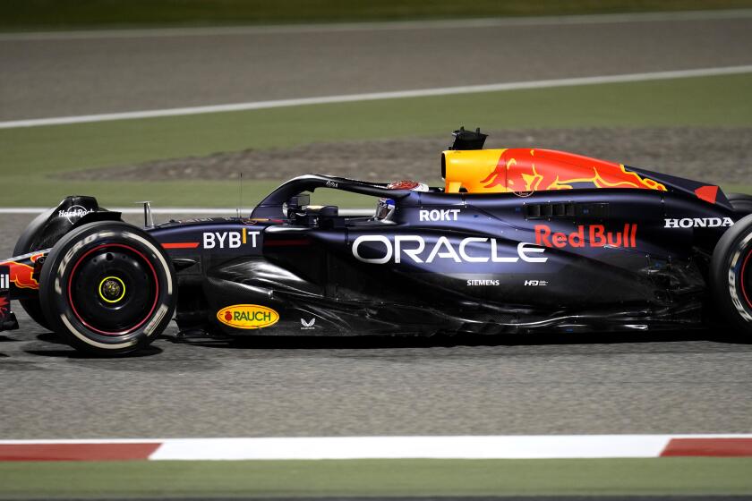 verstappen se lleva sin complicaciones el primer gran premio del año en bahrein