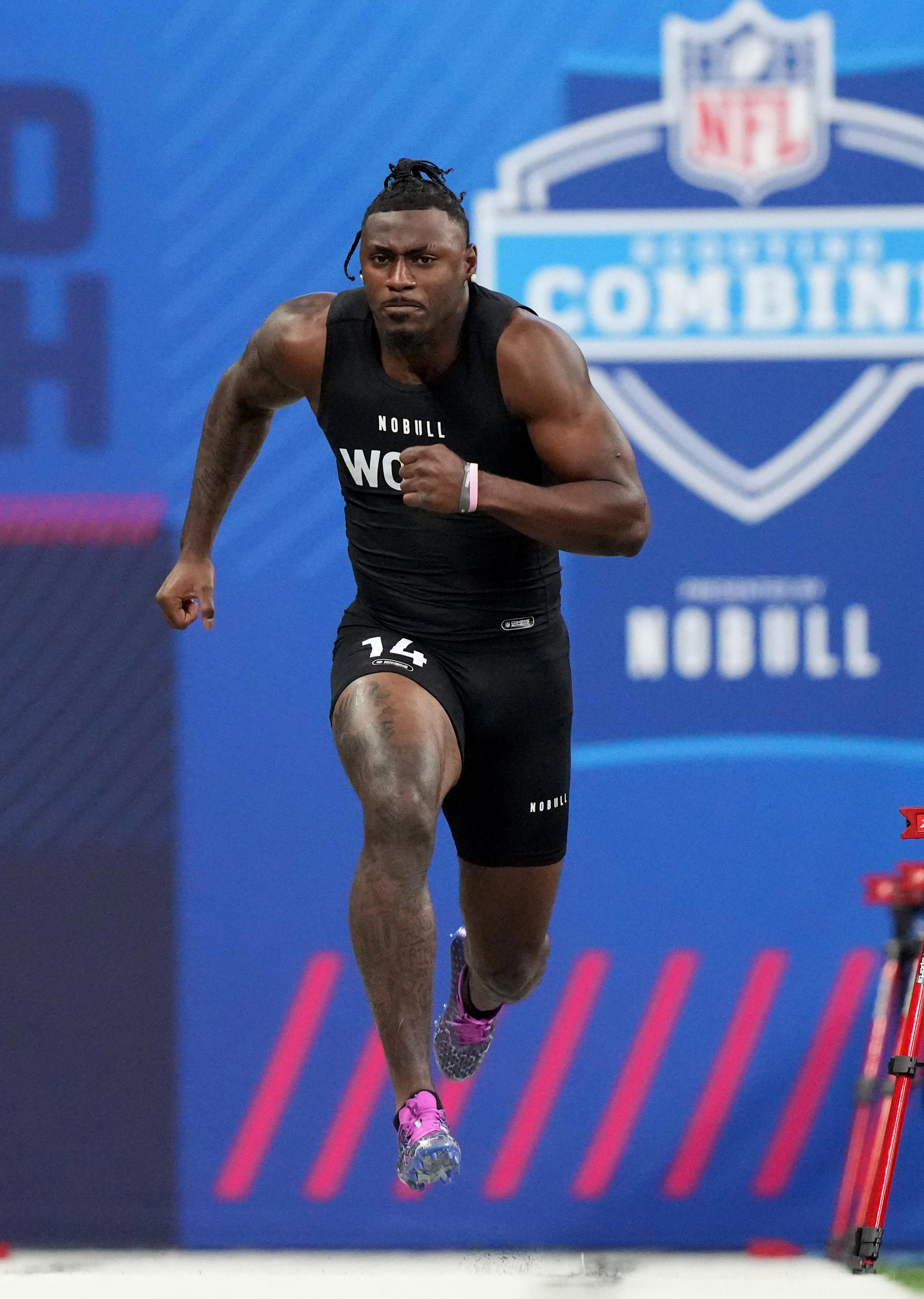 40-yard Dash Record: Fastest 40 Times In NFL Combine History Include ...