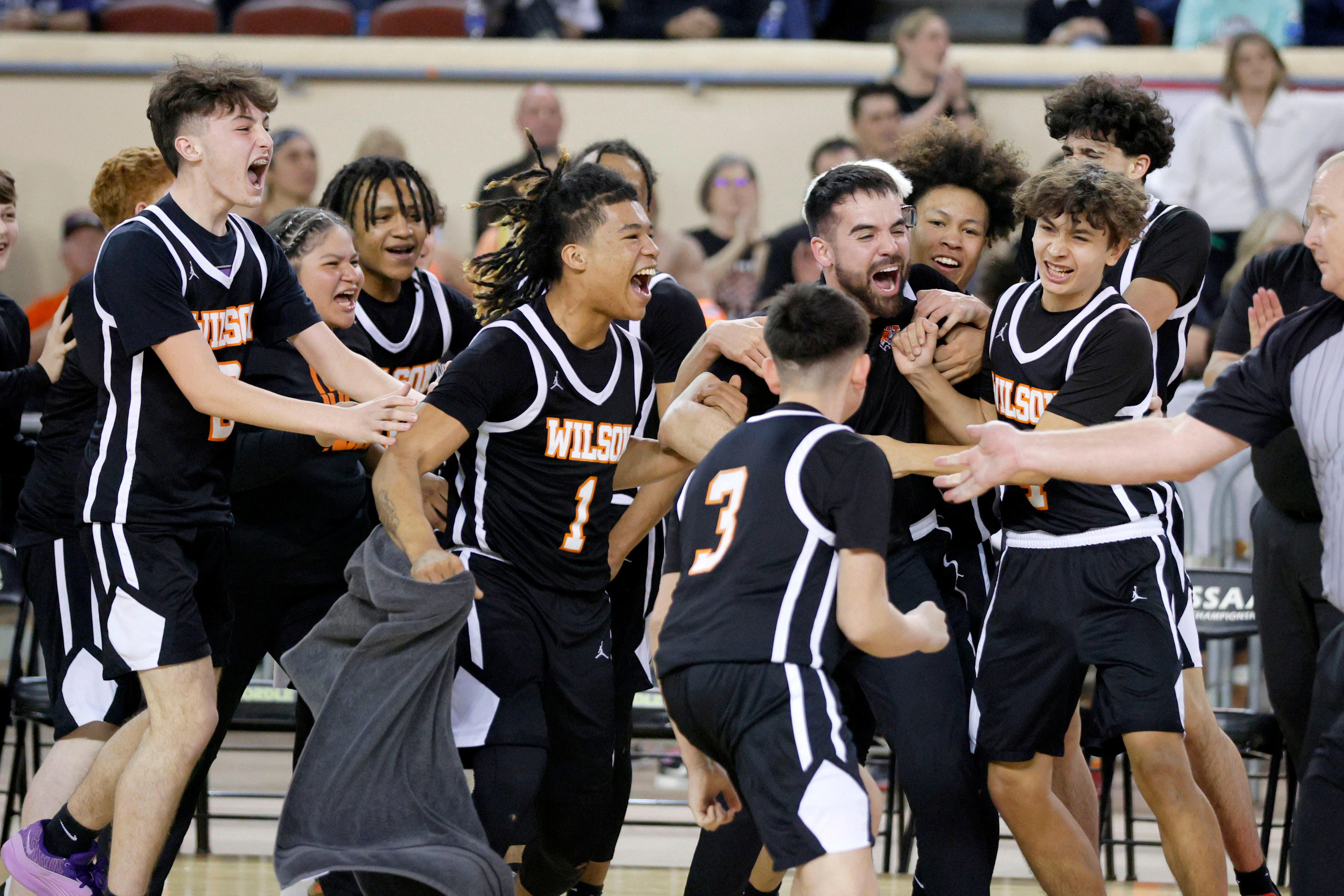 Class B Boys Basketball: Wilson (Henryetta) And Calumet Advance To ...