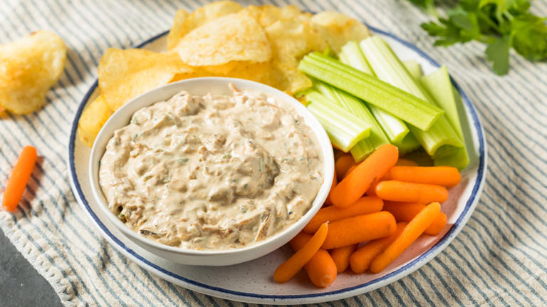 For Unbeatable Onion Dip, Variety Is Key