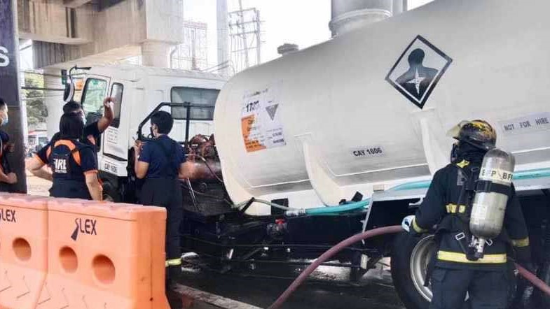 Chemical leak reported as tanker breaks down in Manila City