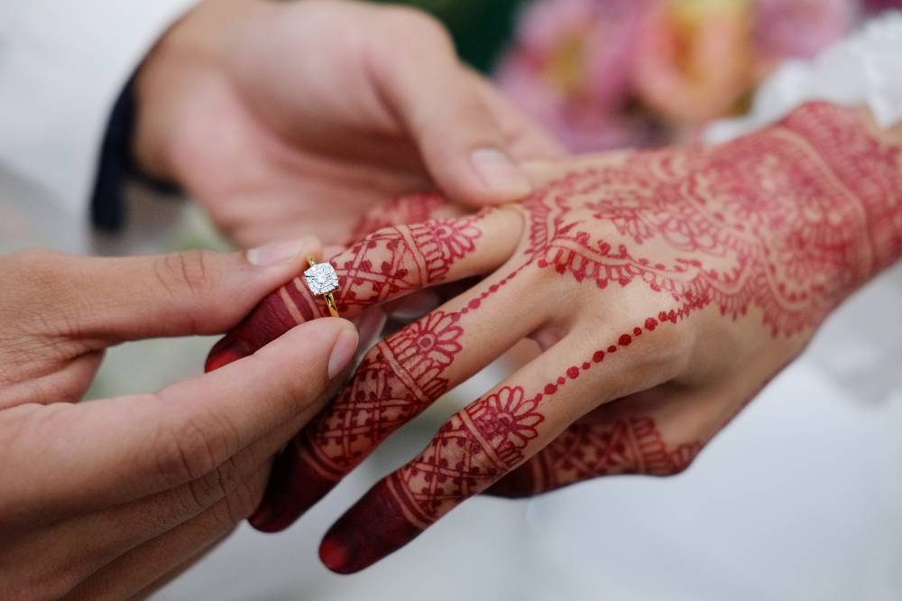 nearly 300 malaysian couples confirm marriage documents in songkhla every month - consulate general