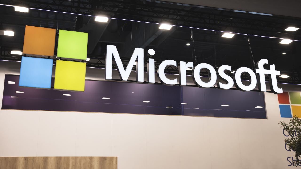 Microsoft Warns Russian Hackers Are Using Execs' Stolen Emails To ...