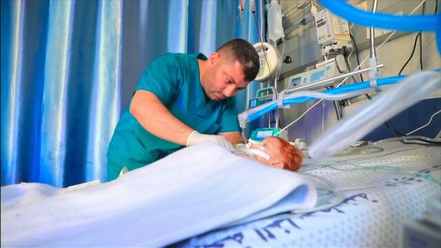 γάζα: σοκάρουν τα βίντεο μέσα από νοσοκομείο με τα βρέφη που πεθαίνουν από υποσιτισμό και αφυδάτωση