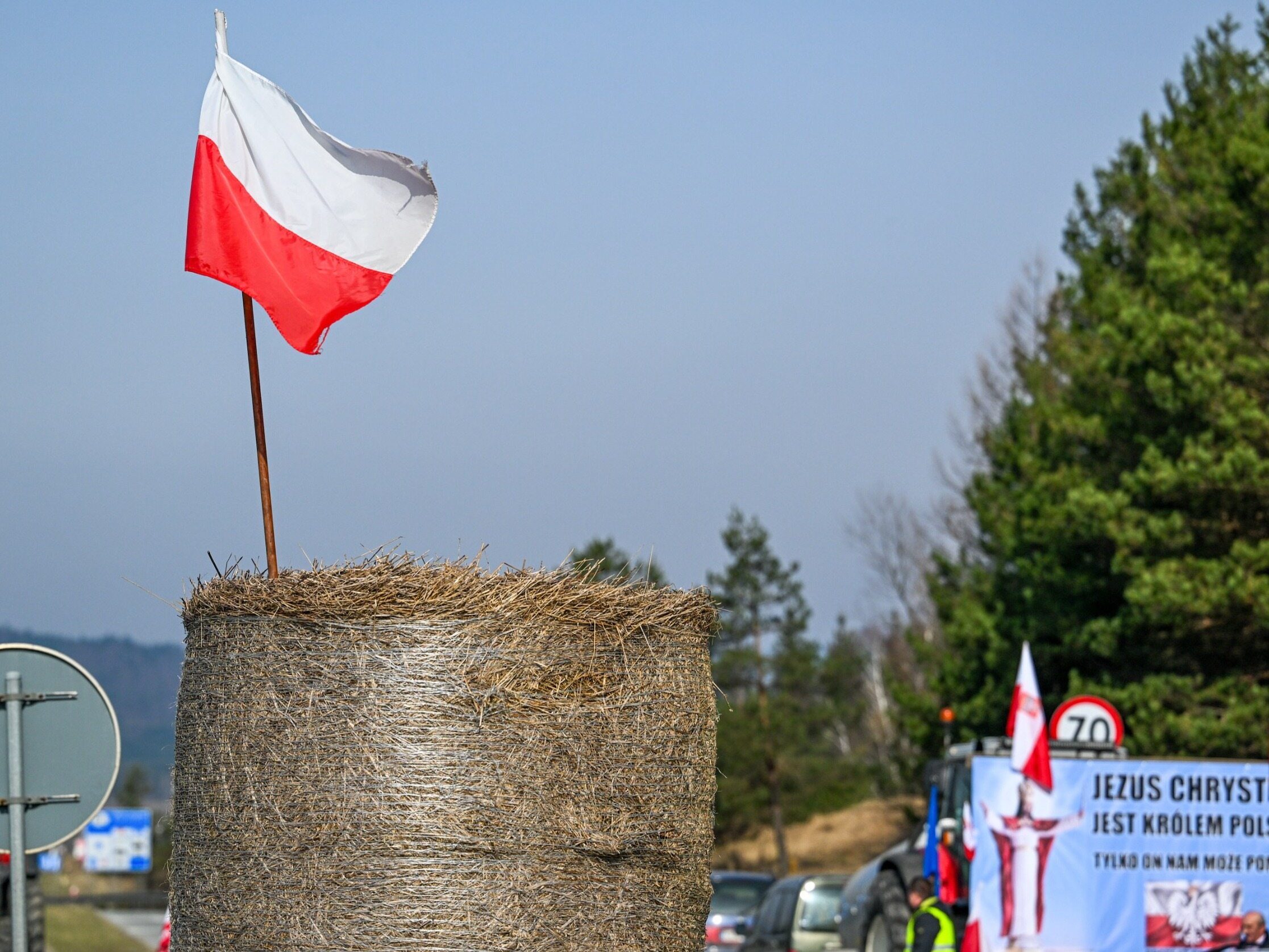 polscy rolnicy stanęli przed dylematem. boją się dwóch rzeczy