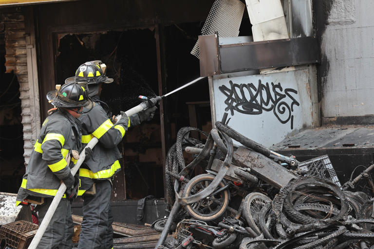 More NYC fires caused by lithium-ion batteries from e-bikes in 2 months ...