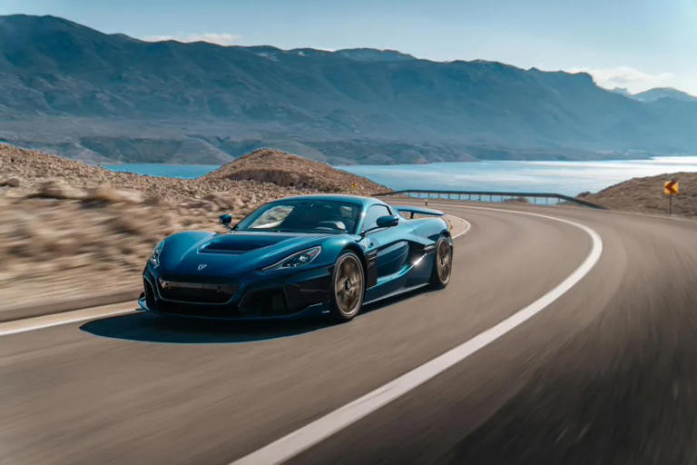 马斯克称全新特斯拉 Roadster 零百加速不到一秒，Rimac CEO回应