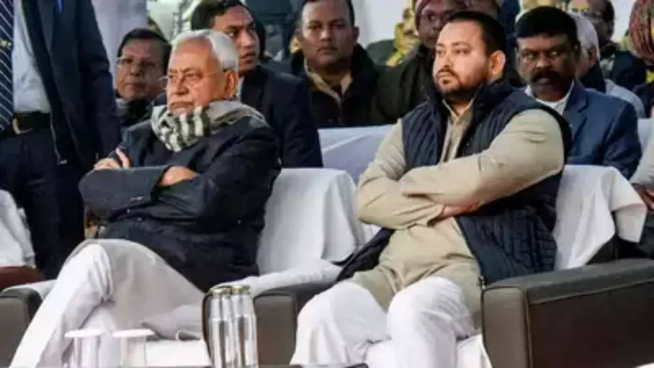 'at least this time he should stick to his word': tejashwi yadav after nitish kumar said he will remain with nda forever