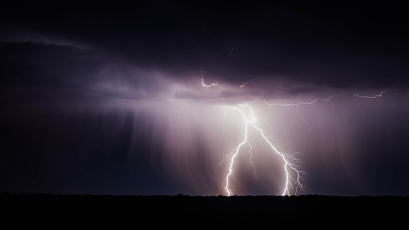 severe thunderstorms expected in western cape - residents warned to avoid unnecessary travel