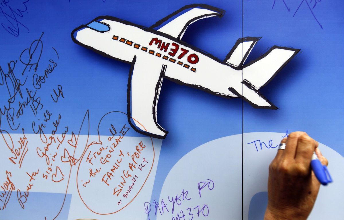 vol mh370 : des proches des victimes se rassemblent pour solliciter de nouvelles recherches