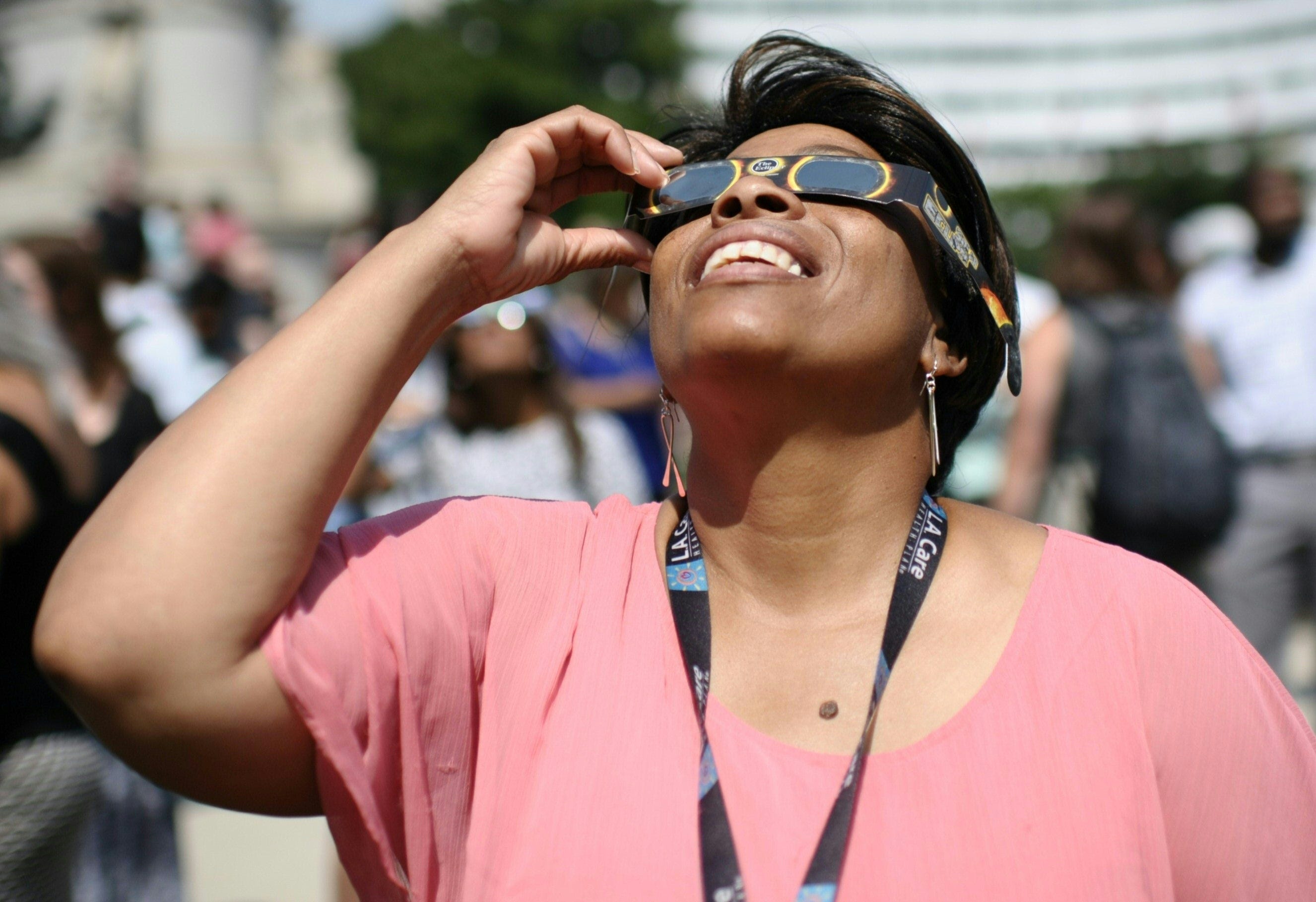 what to know about viewing and recording the solar eclipse with your cellphone camera