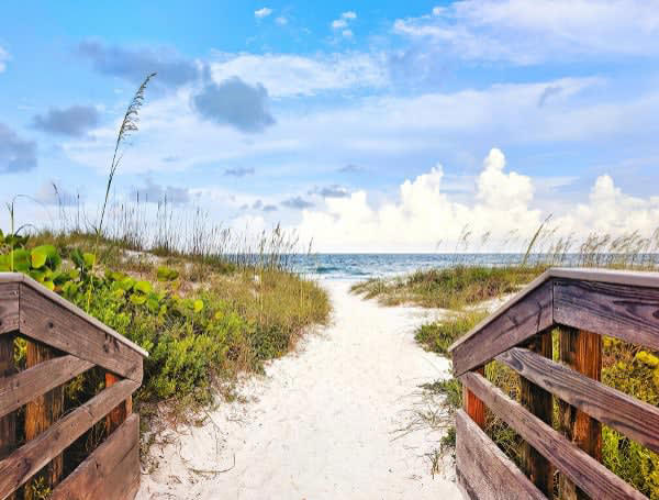 Beach Entrance (File)