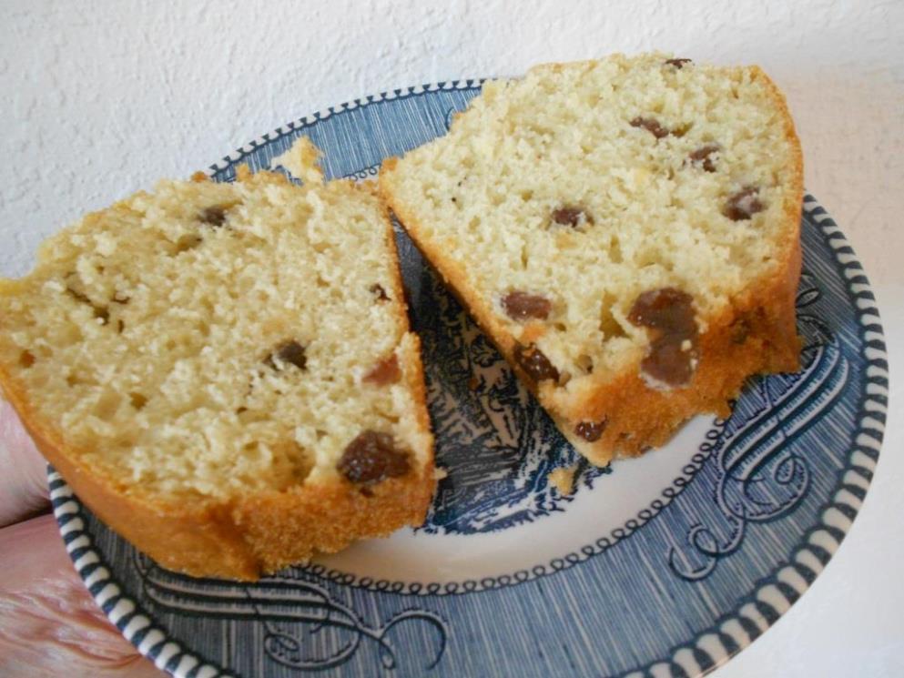 Easy, Moist And Best Irish Soda Bread Recipe With Raisins