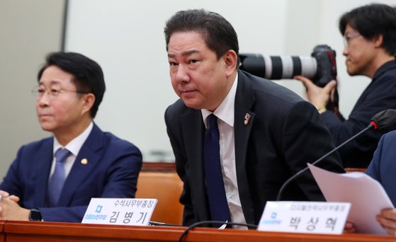 남의 가죽만 벗겼다…이재명 지도부 91% 공천 '또 친명횡재'