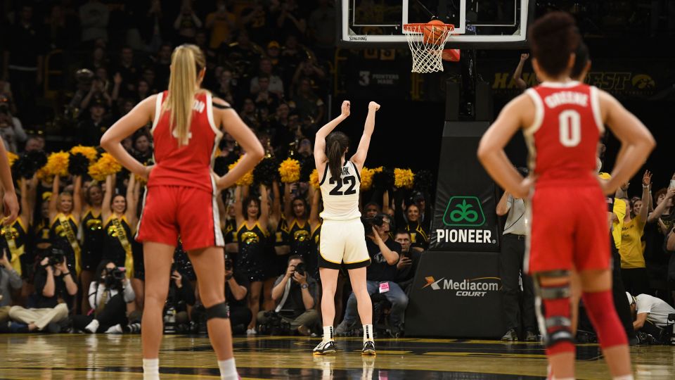 Iowa’s Caitlin Clark Becomes NCAA Division-I All-time Leading Scorer ...