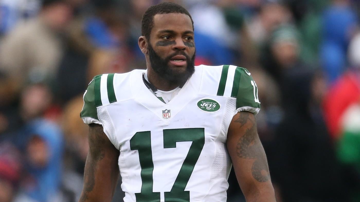 former nfl pro bowler braylon edwards saves 80-year-old man's life during locker room assault