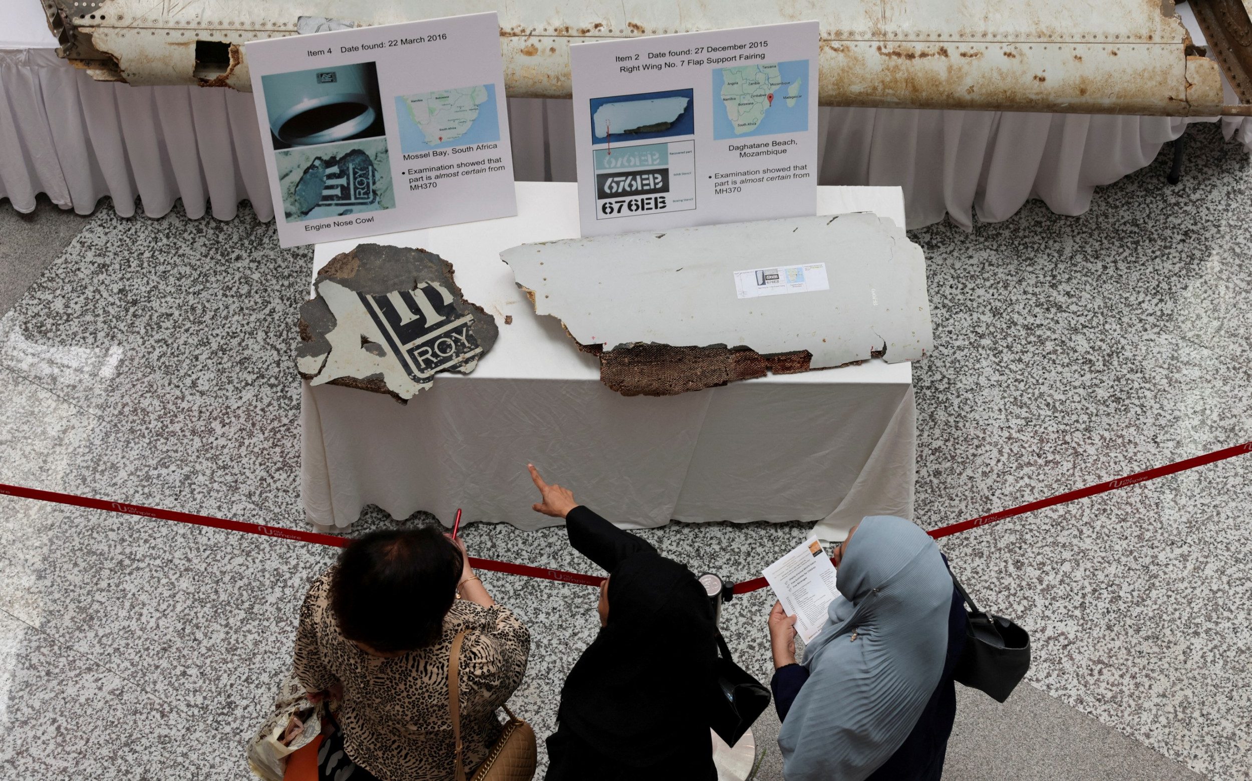 malaysia signals it may renew search for missing mh370 plane