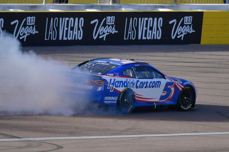 Kyle Larson wins big at the Pennzoil 400