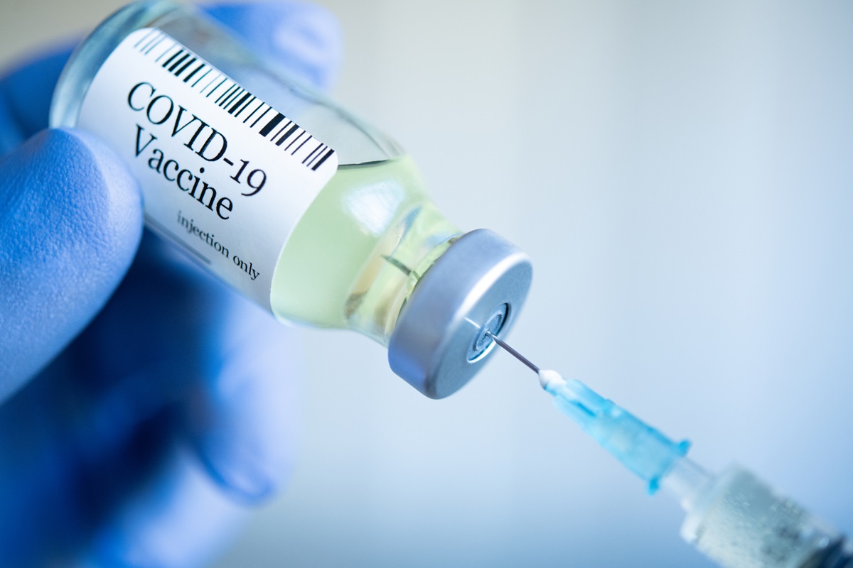 新型コロナワクチンは稀に疾患を引き起すが「感染のほうがはるかに有害」、研究結果