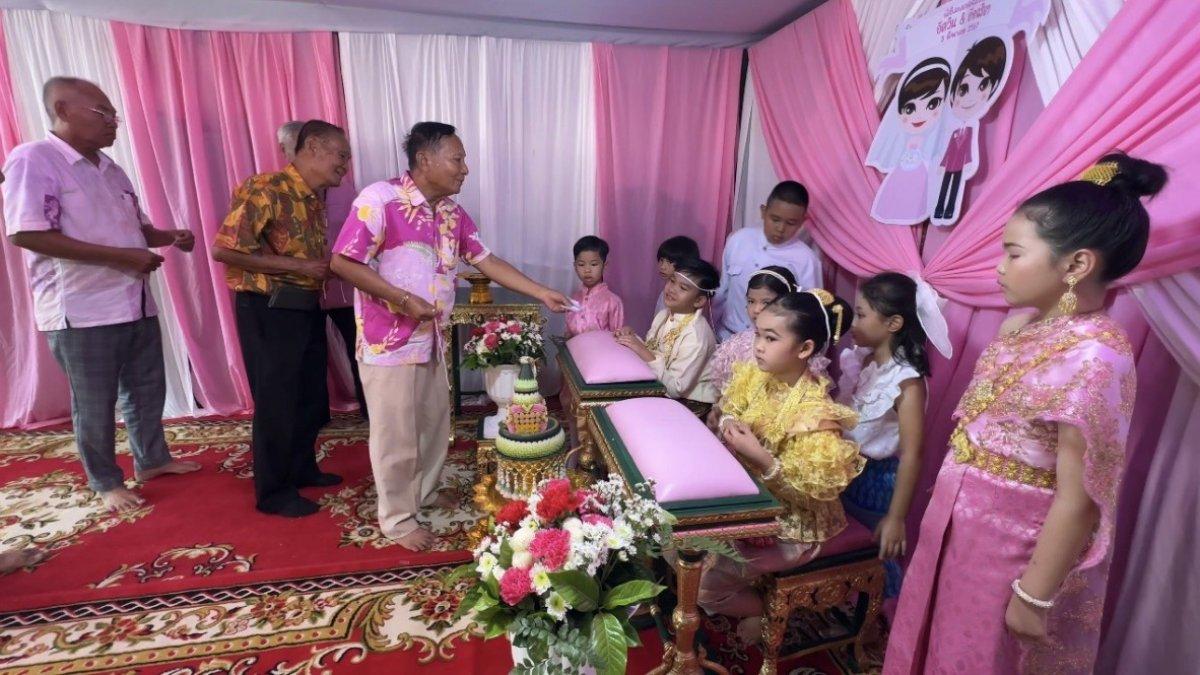 sepasang anak kembar usia 7 tahun ,dinikahkan,,daftar maharnya viral: cek rp 400 juta dan berlian