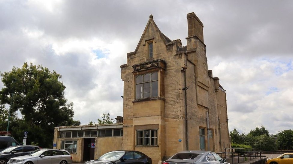 council seeks partner to help restore old station